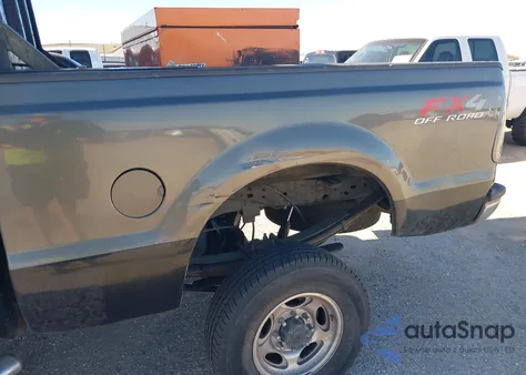 2003 Ford F-250 Lariat/Xl/Xlt из США, поврежденный, VIN 1FTNW21F33EA06000